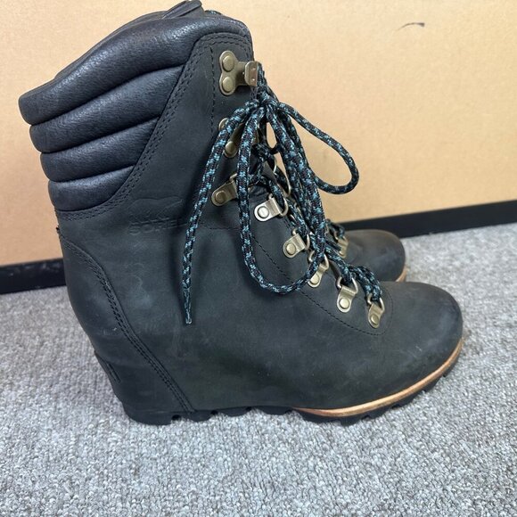 Sorel Conquest Wedge Apres Ski Boots in Black Leather Womens Size US 8 / EU 39 - Picture 3 of 7